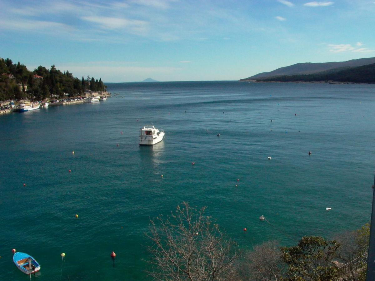 Beautiful Seaside 2 Bedroom Apartment Babina Rabac Exterior foto