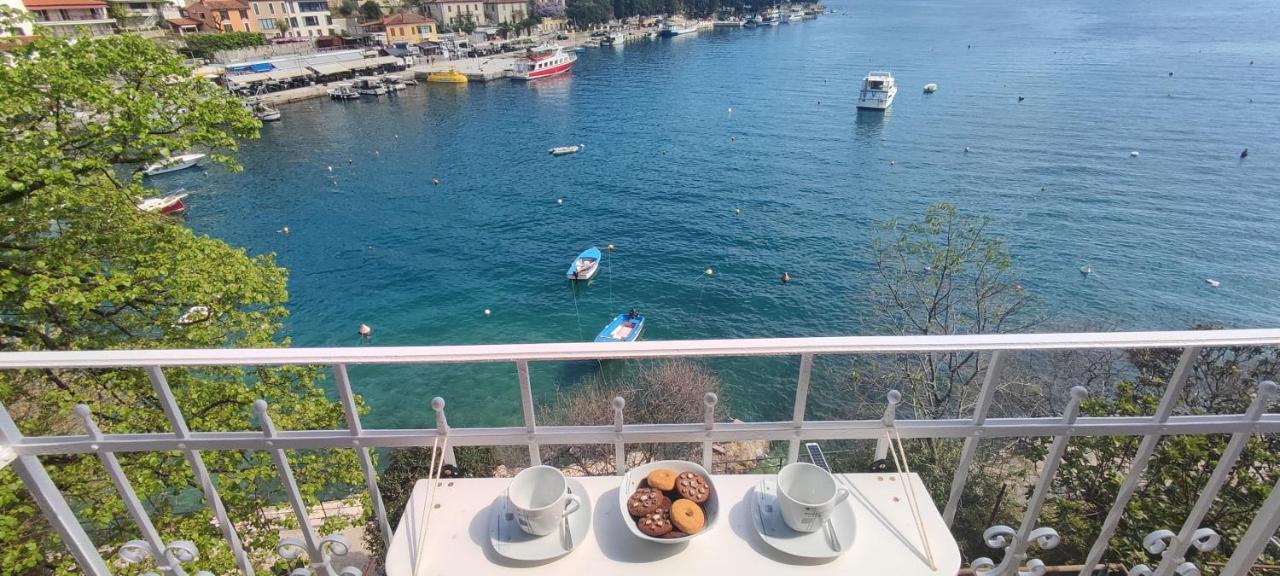 Beautiful Seaside 2 Bedroom Apartment Babina Rabac Exterior foto