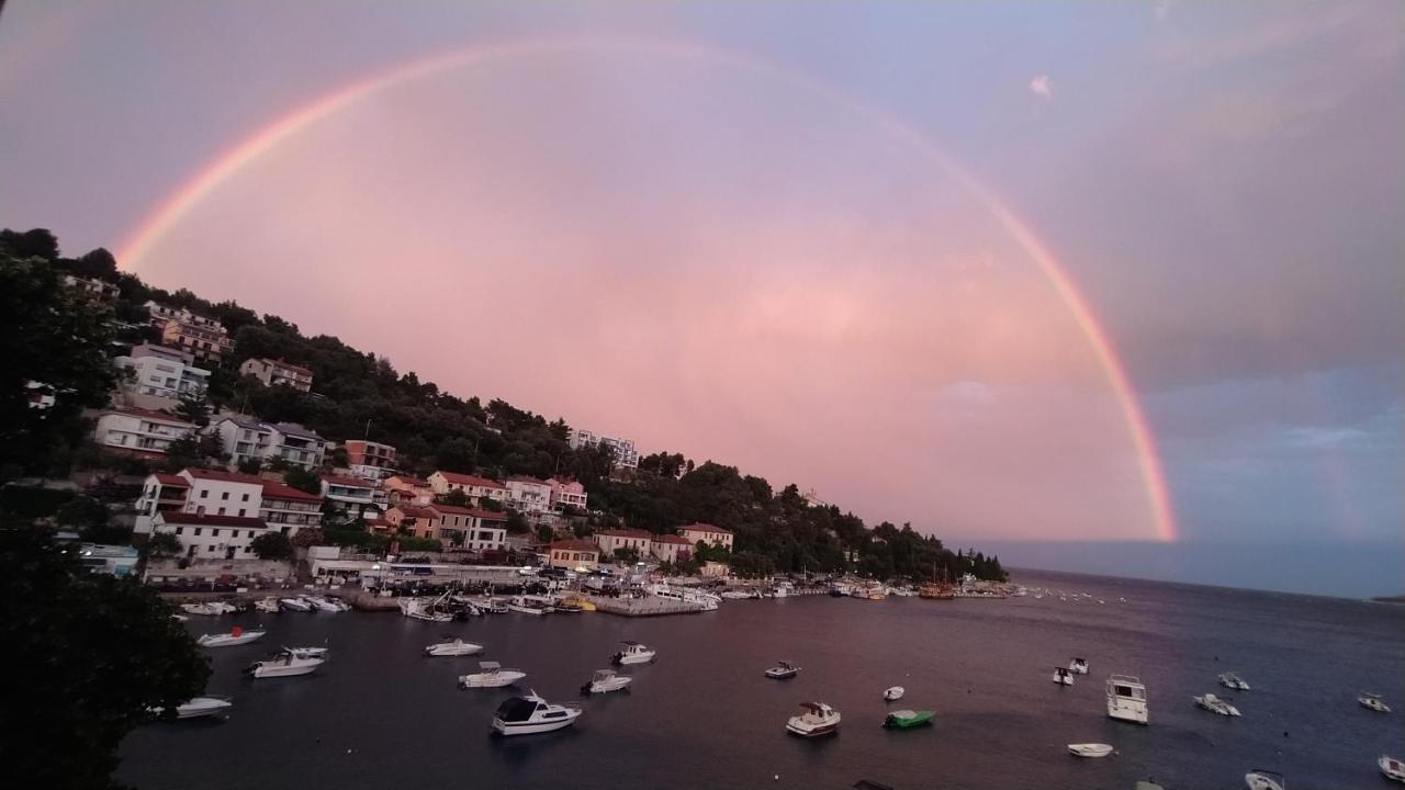 Beautiful Seaside 2 Bedroom Apartment Babina Rabac Exterior foto